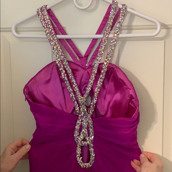 PROM DRESS - Picture 4 of 7